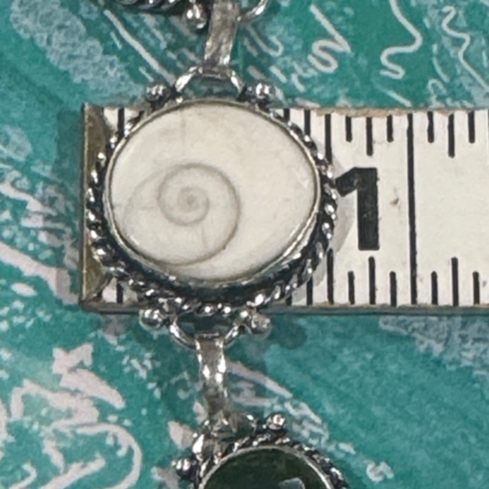 Labradorite & Shell Silver Bracelet - Picture 11 of 14